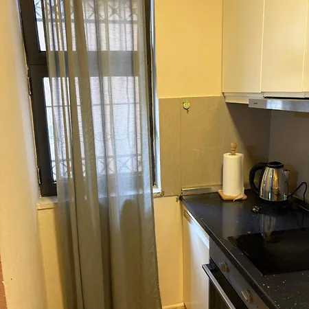 Diana's - Blloku Park Appartement Tirana